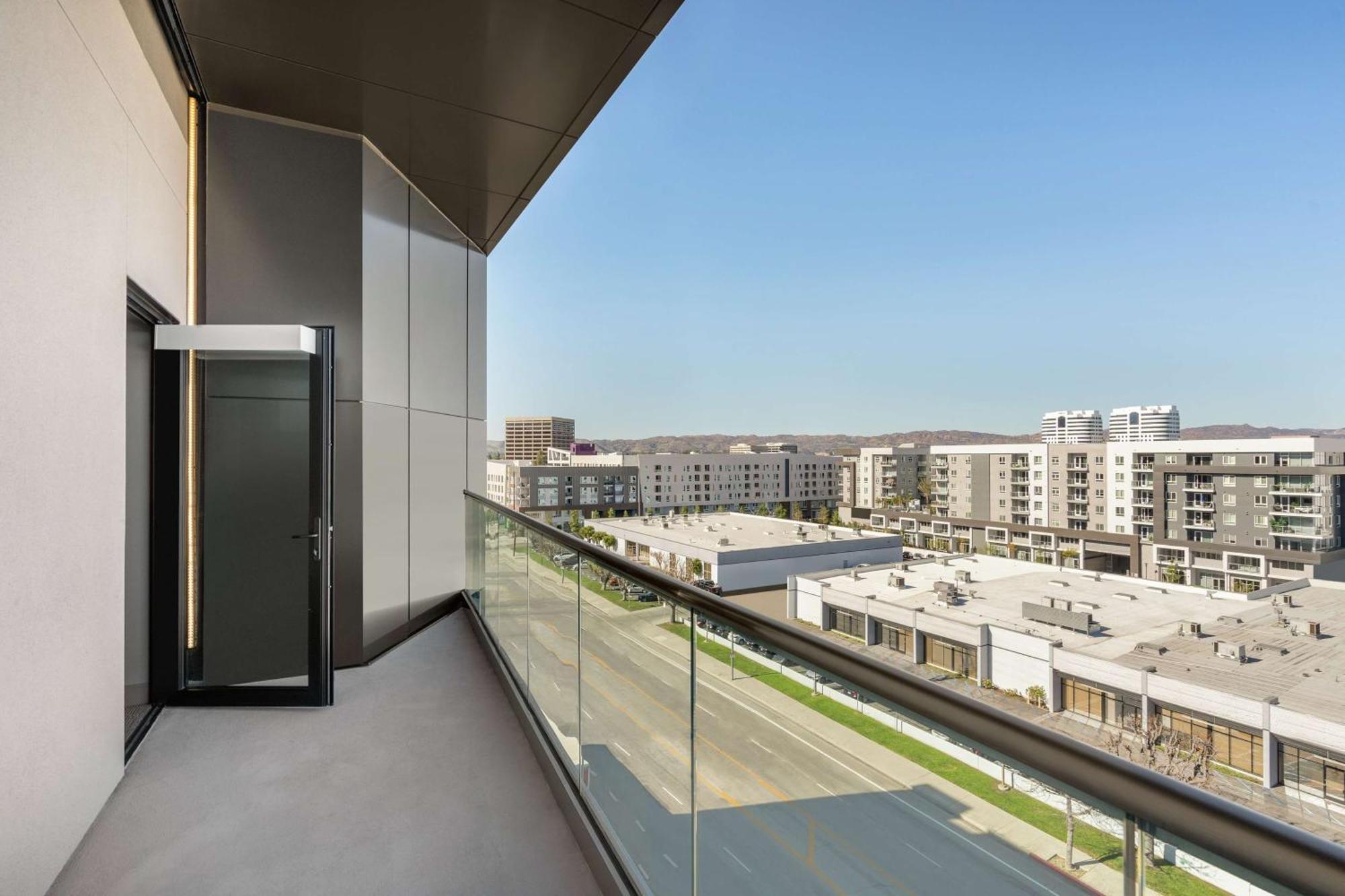 Home2 Suites By Hilton Woodland Hills Los Angeles Eksteriør billede