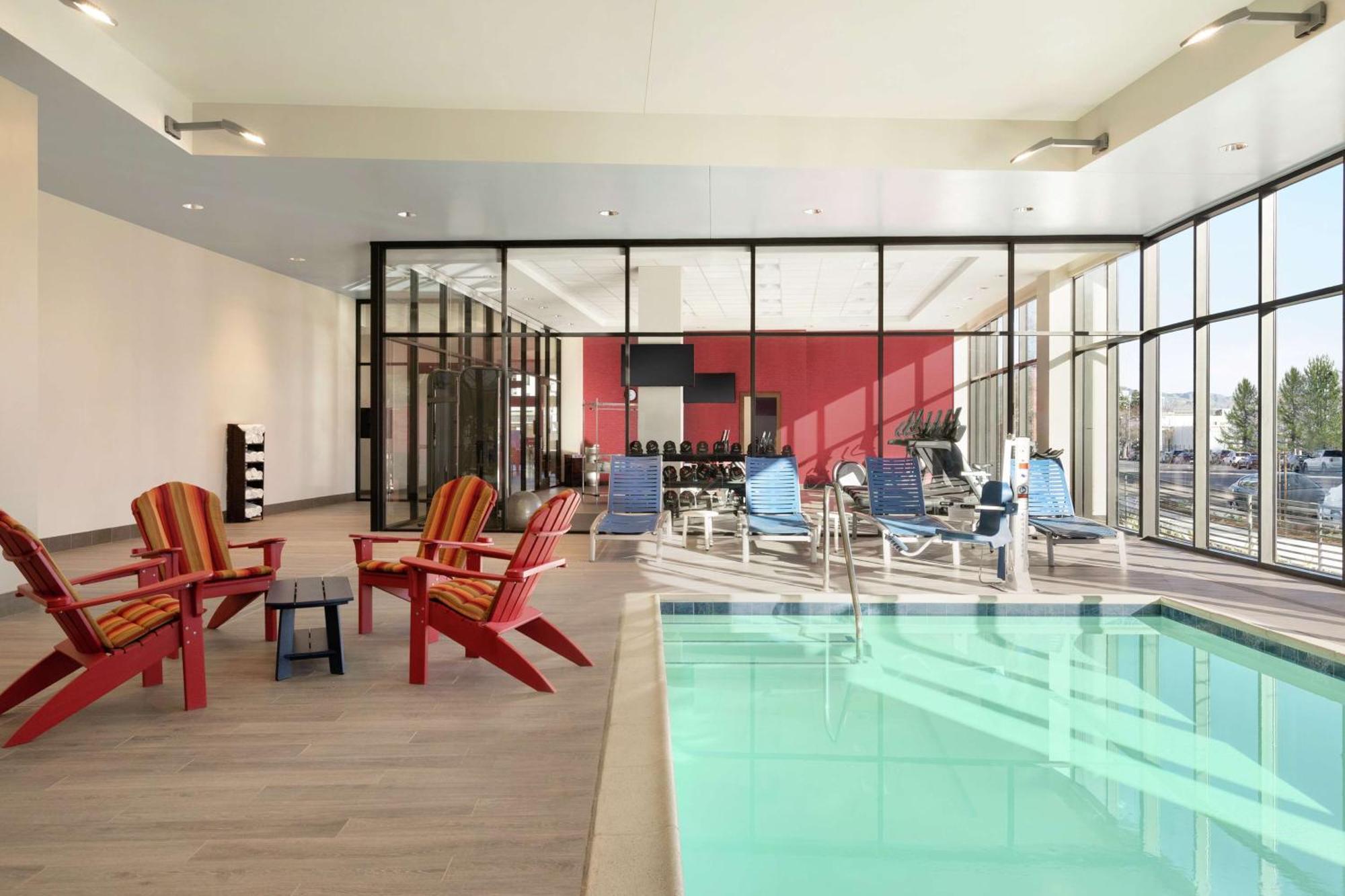Home2 Suites By Hilton Woodland Hills Los Angeles Eksteriør billede