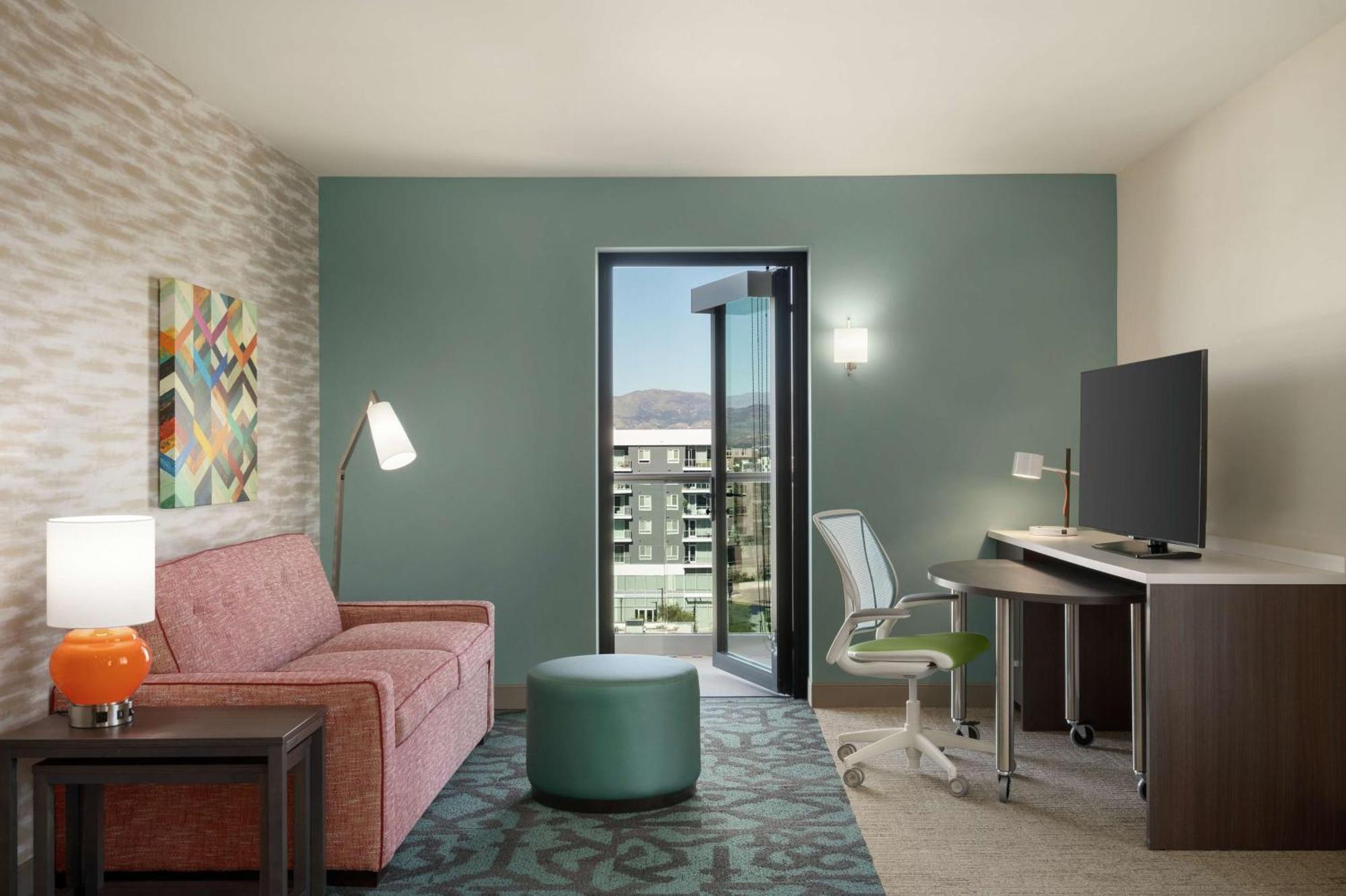 Home2 Suites By Hilton Woodland Hills Los Angeles Eksteriør billede